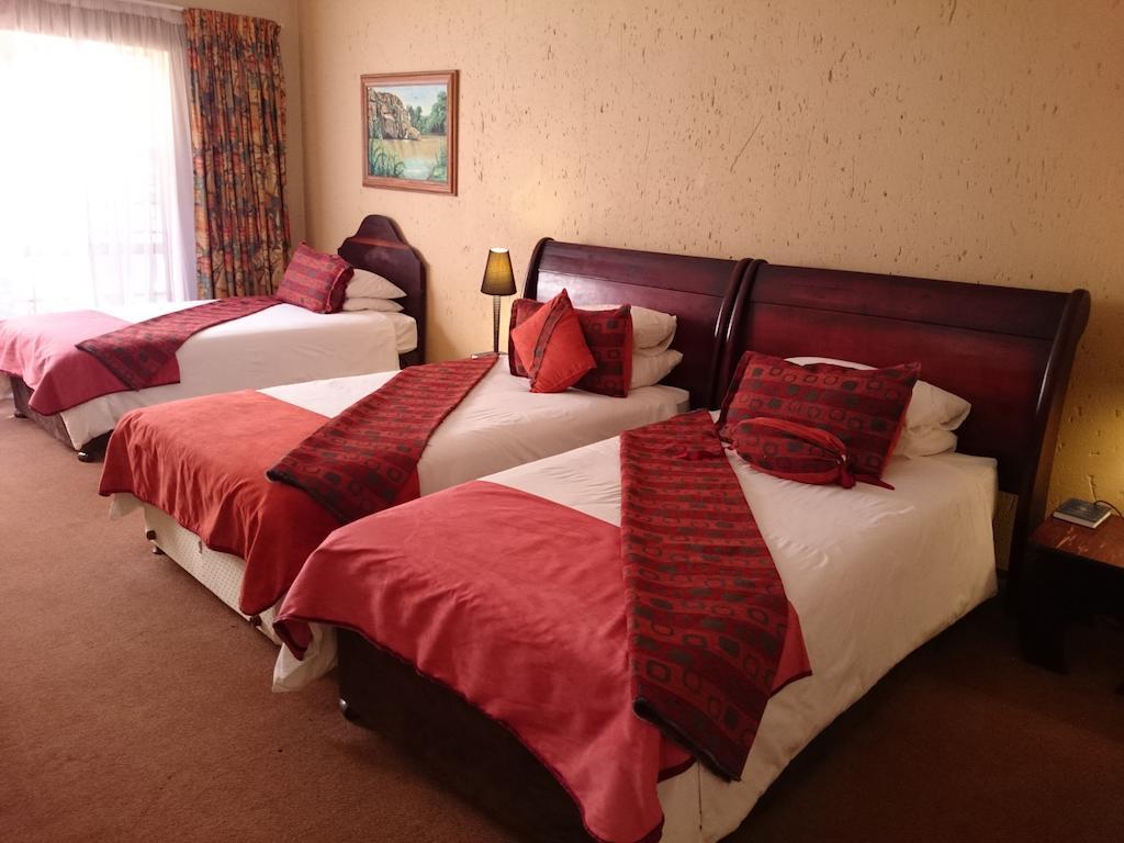 Hornbill Lodge Magaliesburg Zimmer foto