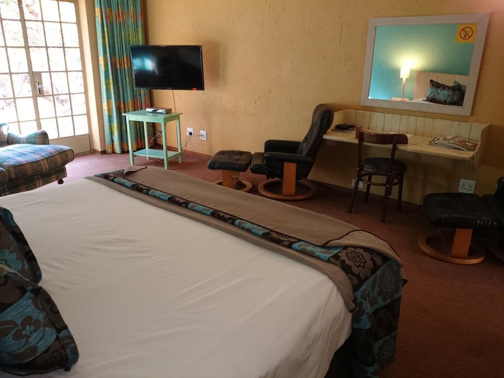 Hornbill Lodge Magaliesburg Zimmer foto